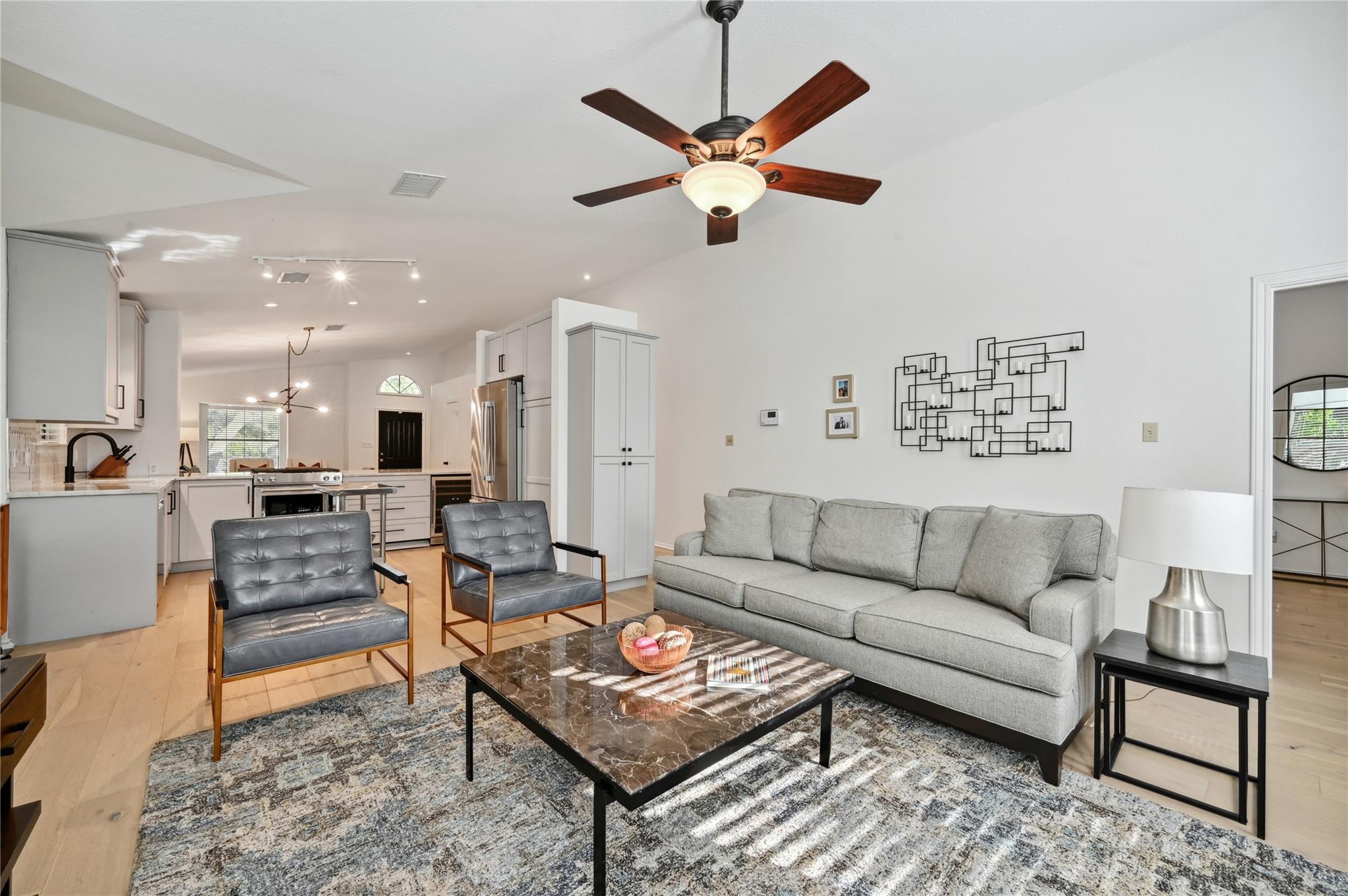 7101 Rock Springs CV