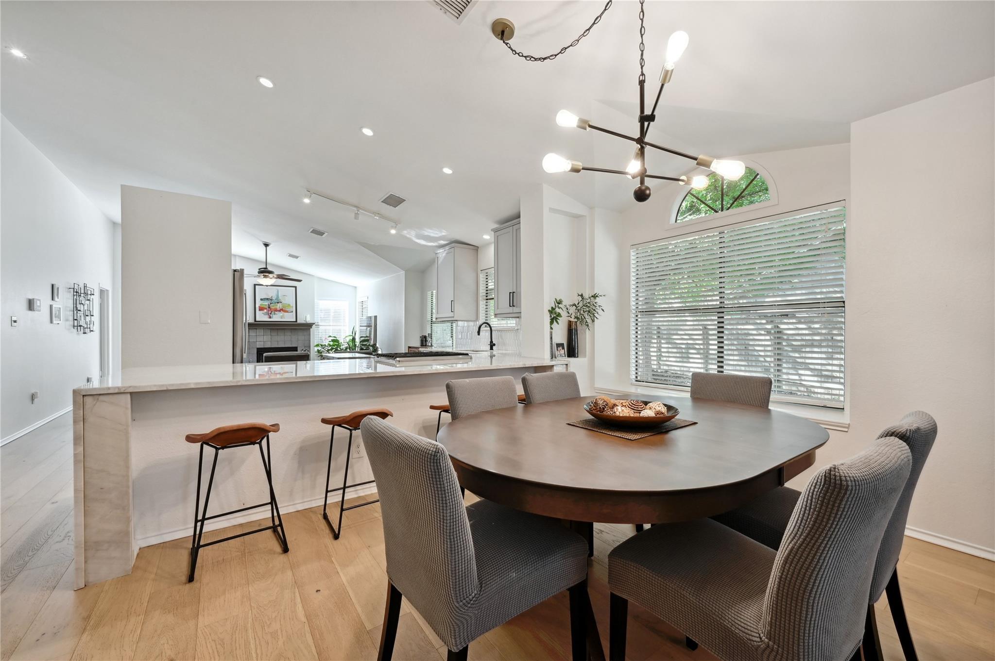 7101 Rock Springs CV