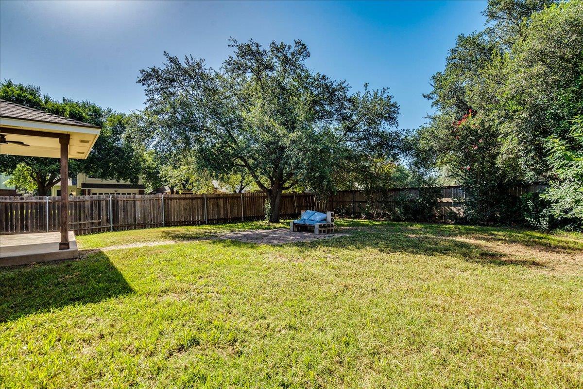 1701 Friars Tale LN