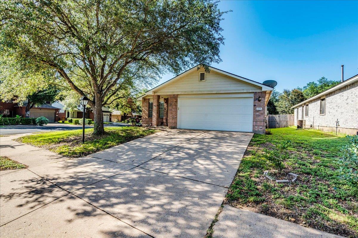 1701 Friars Tale LN