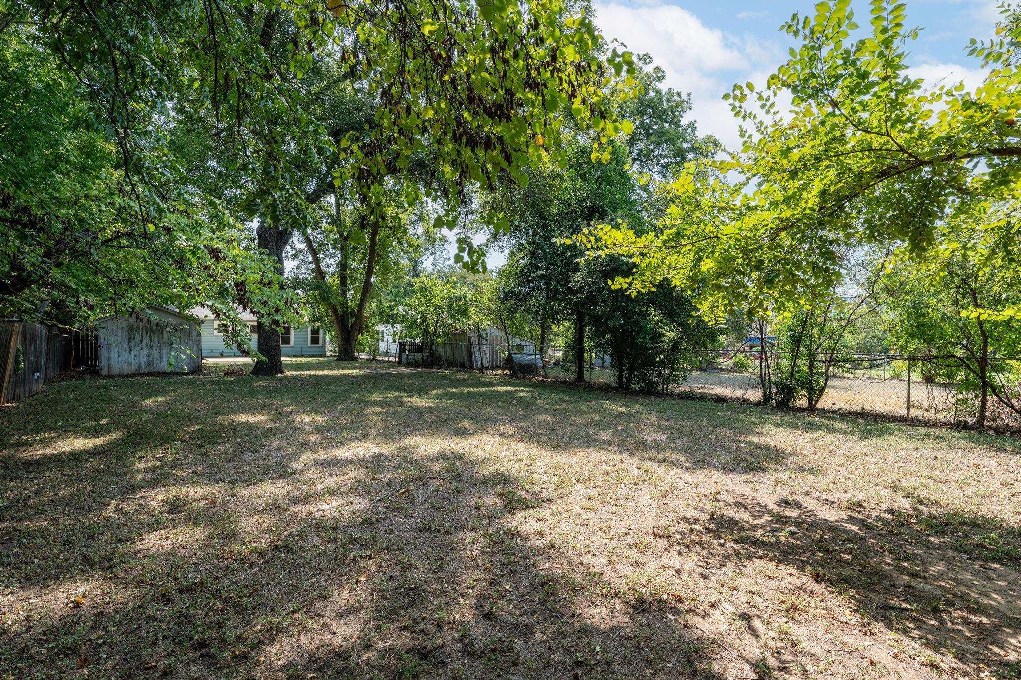 746 Springdale Road 02041403110000 RD