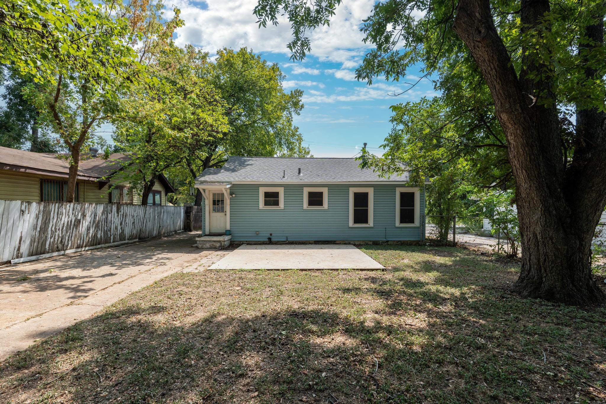 746 Springdale Road 02041403110000 RD