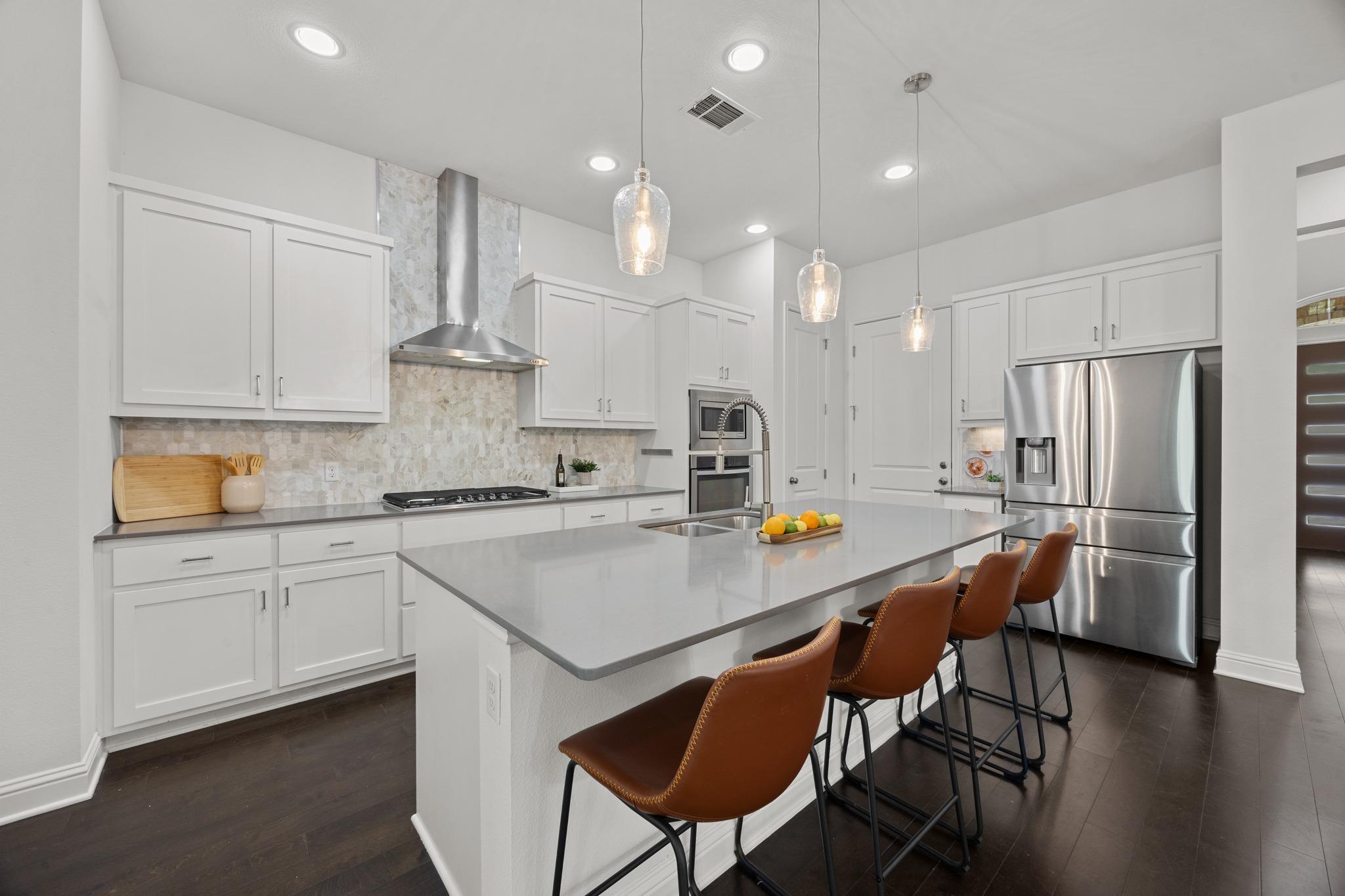 5305 Mandevilla DR