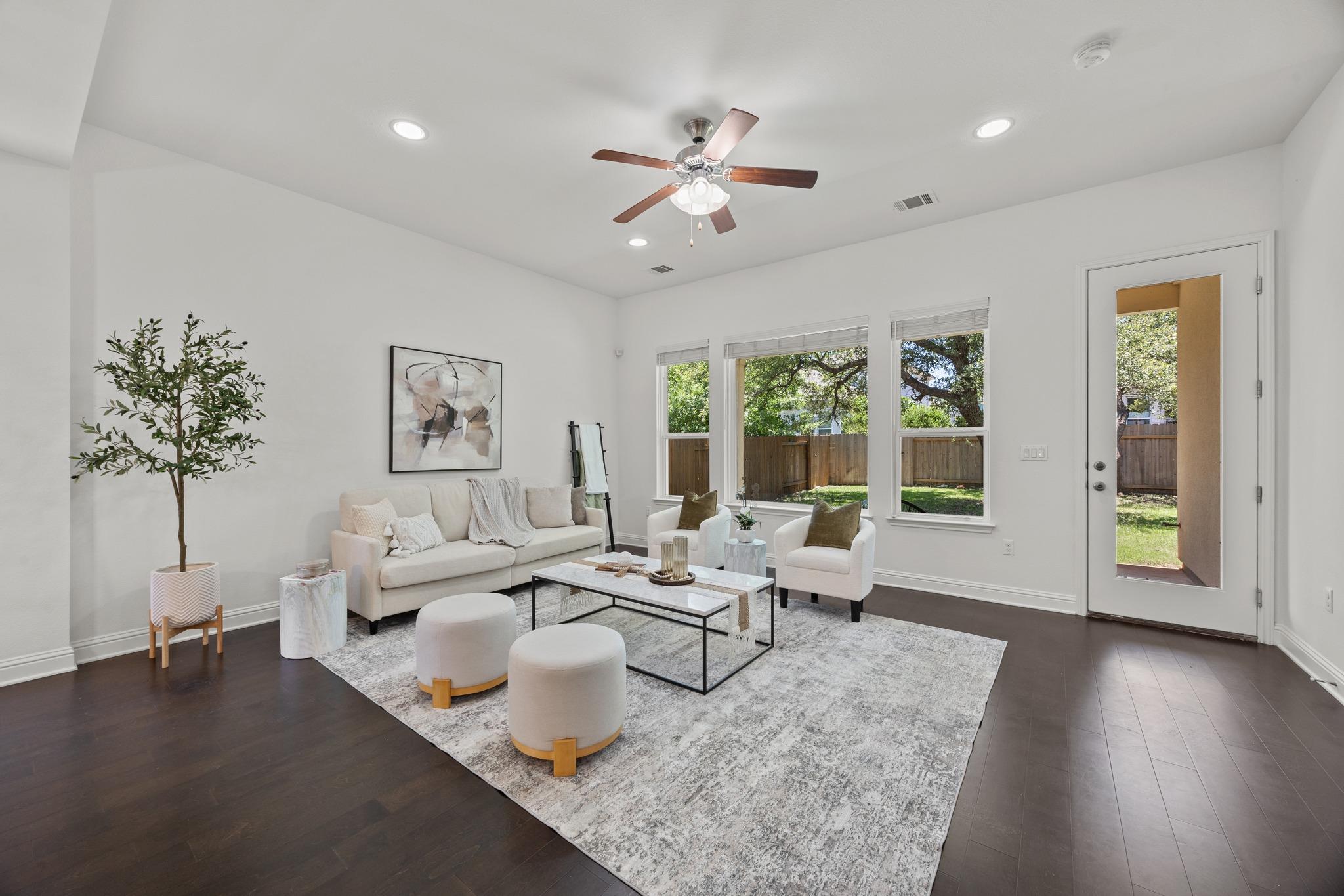 5305 Mandevilla DR