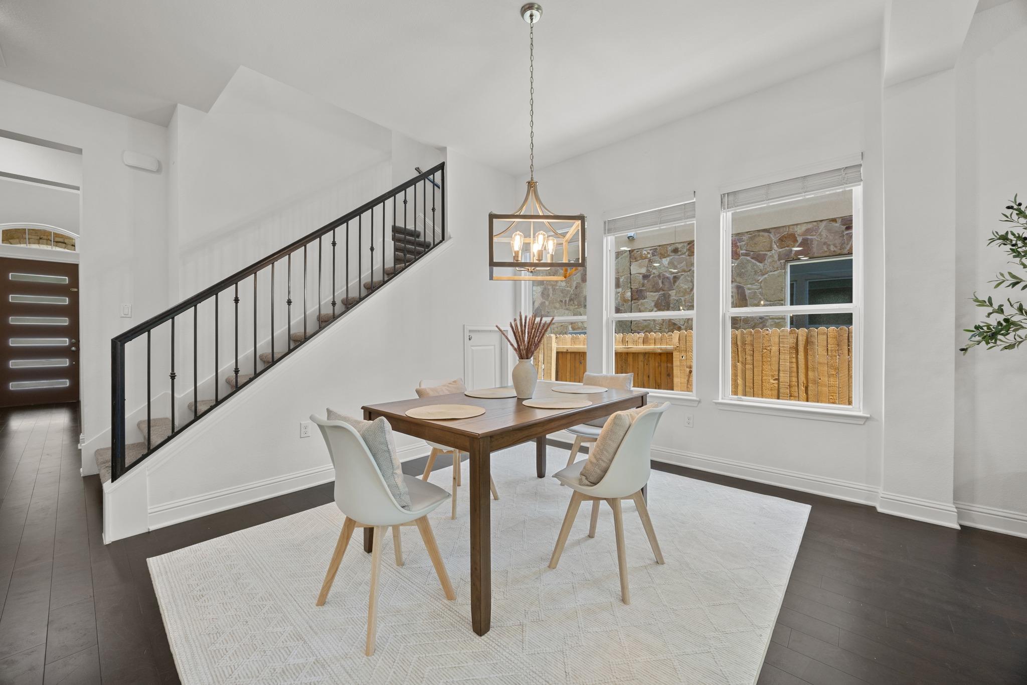 5305 Mandevilla DR