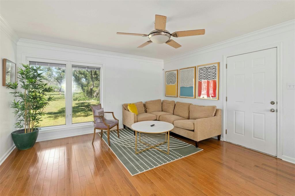 24 Country Oaks DR
