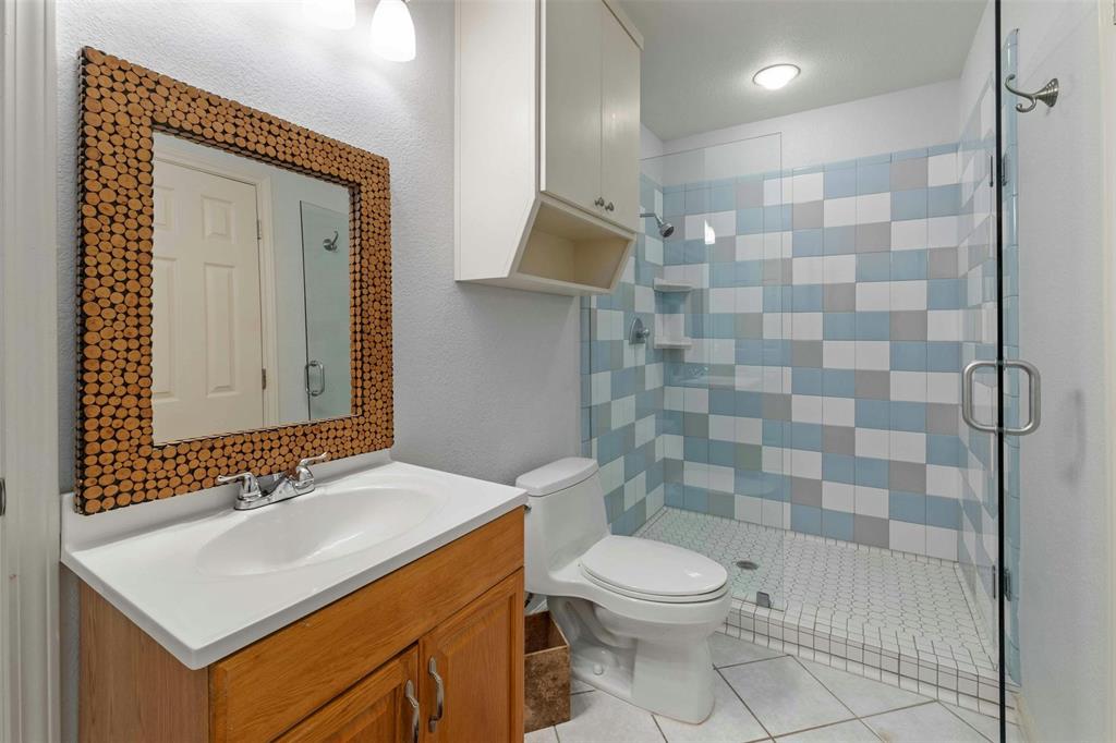 24 Country Oaks DR
