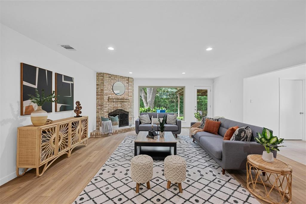 4303 Malaga DR