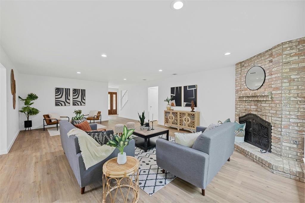 4303 Malaga DR