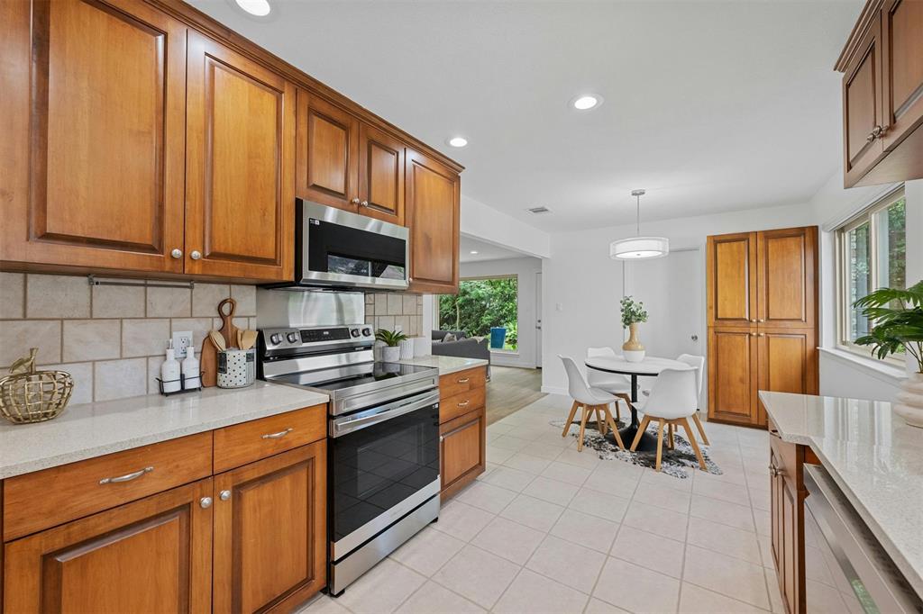 4303 Malaga DR
