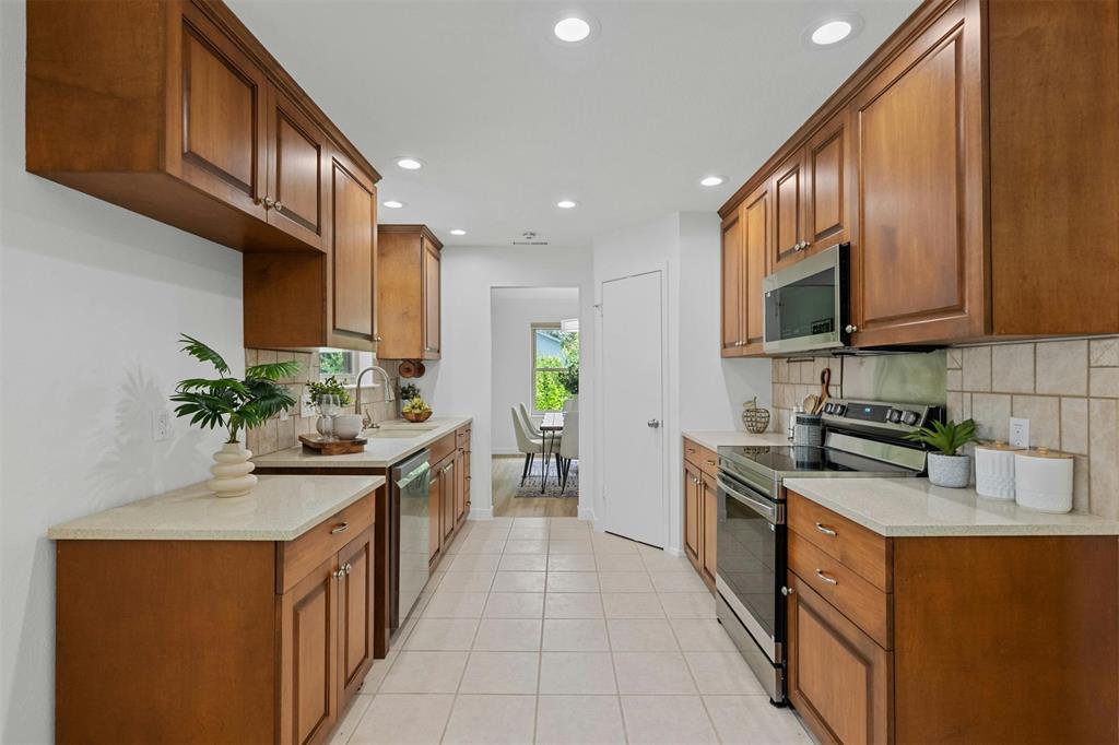 4303 Malaga DR