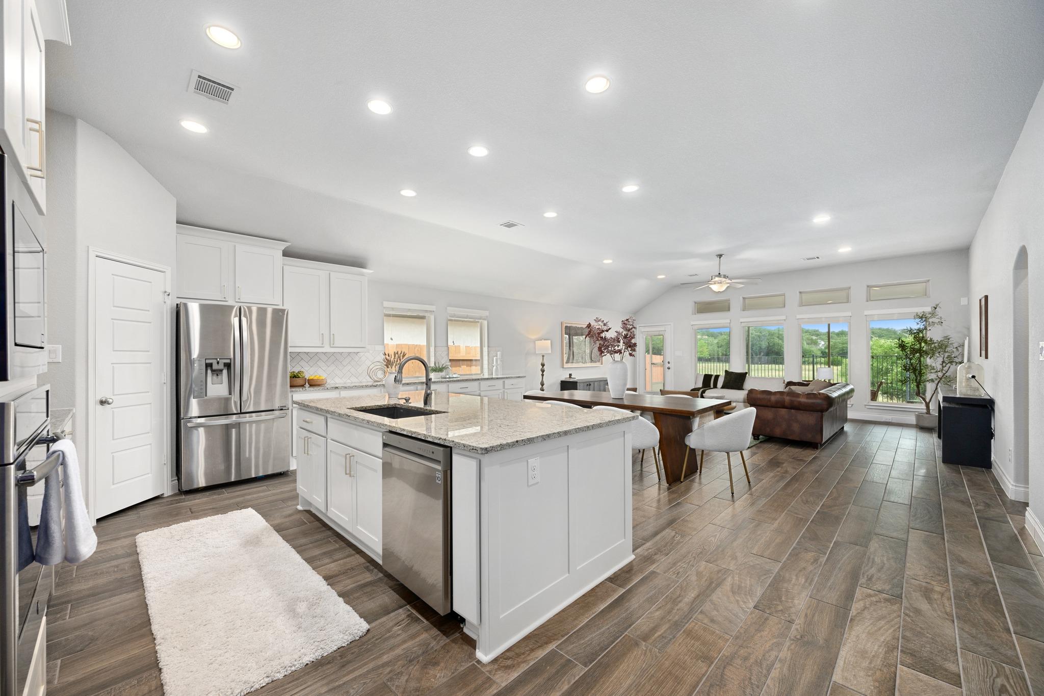 321 La Grotta LN