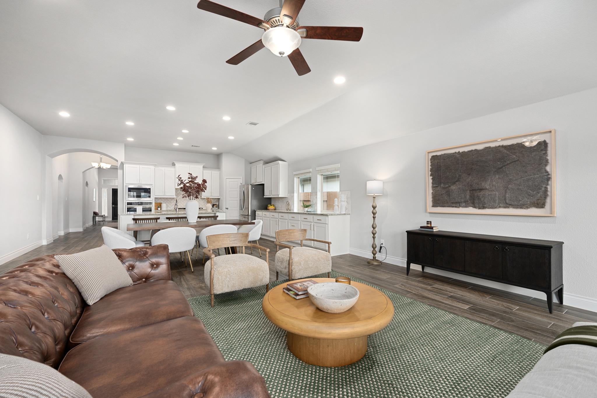321 La Grotta LN