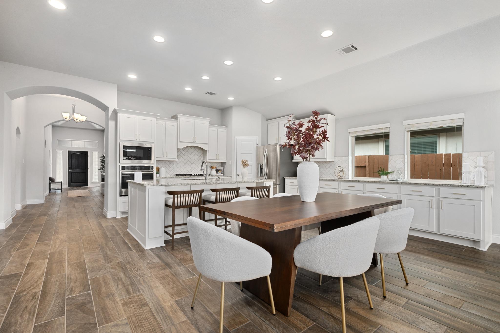 321 La Grotta LN
