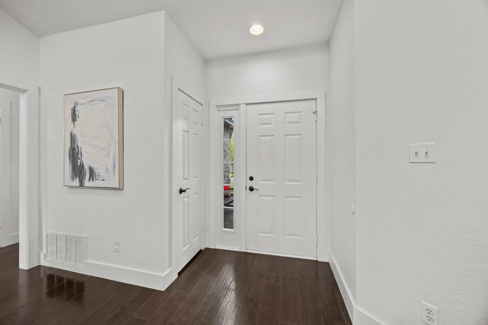 1707 Woodwind LN