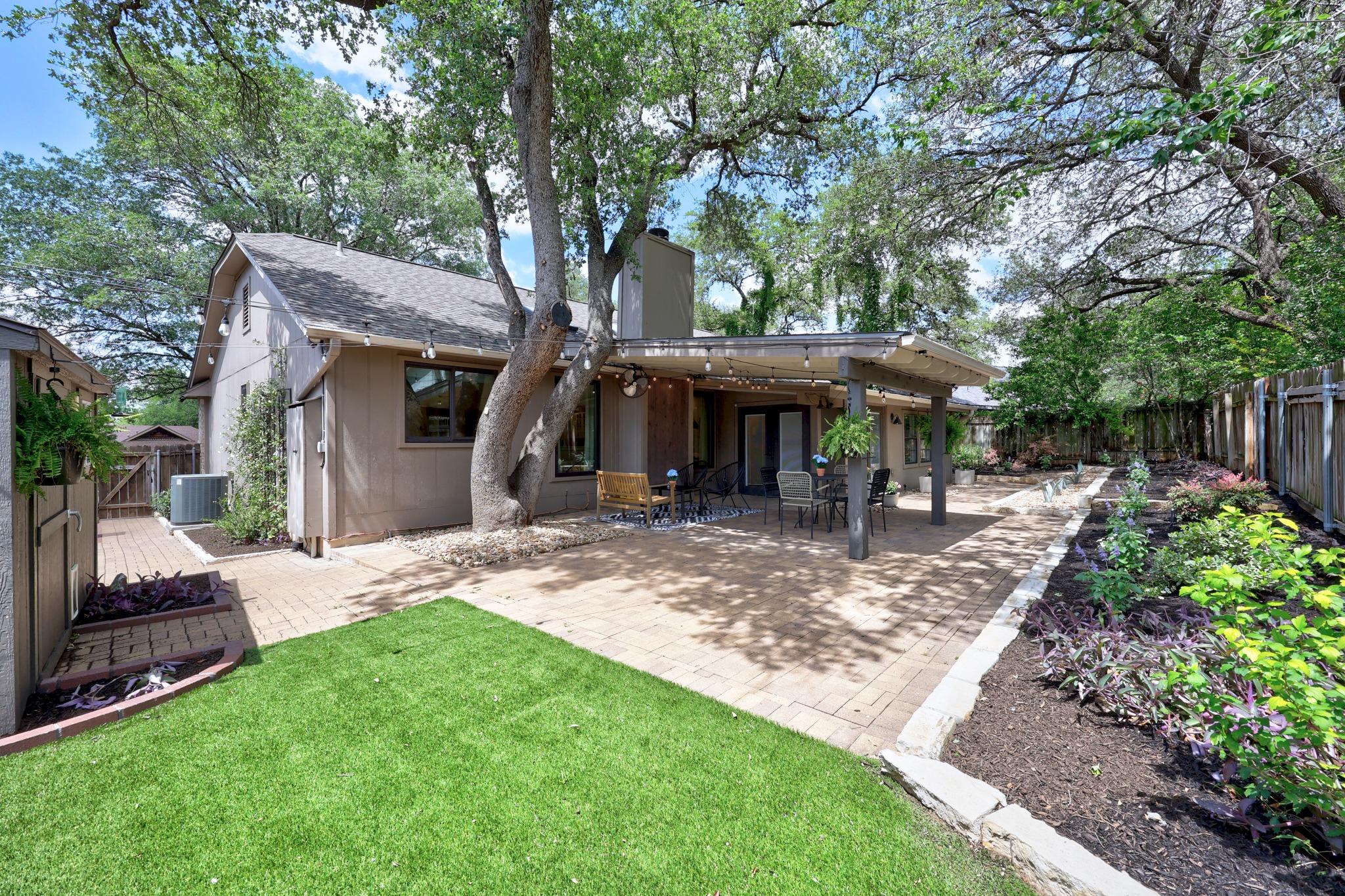 1707 Woodwind LN