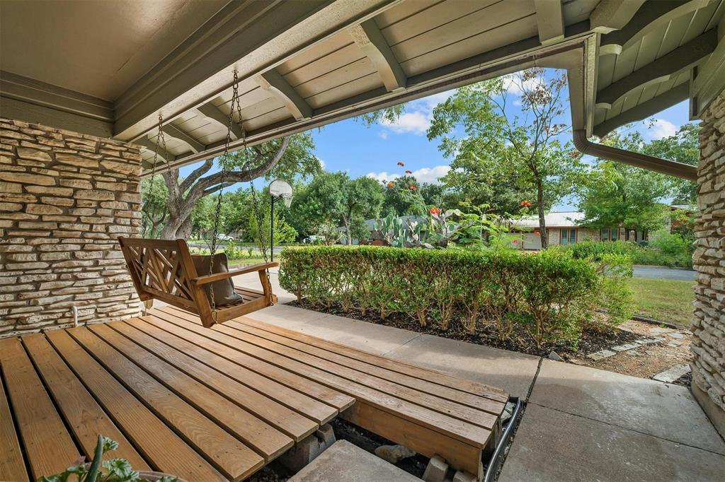 1709 Westmoor DR