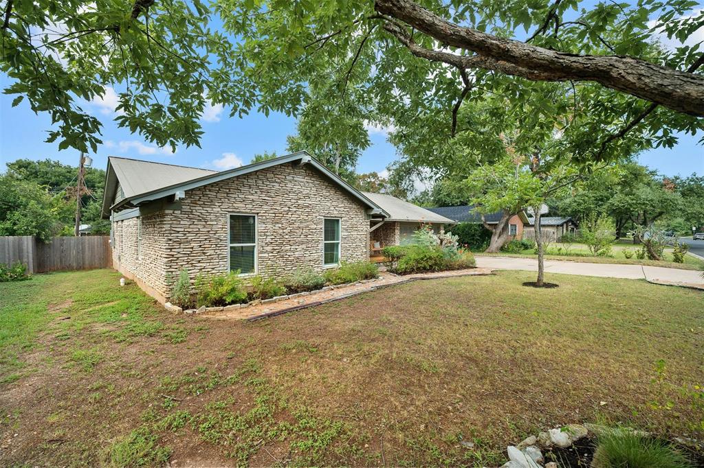 1709 Westmoor DR