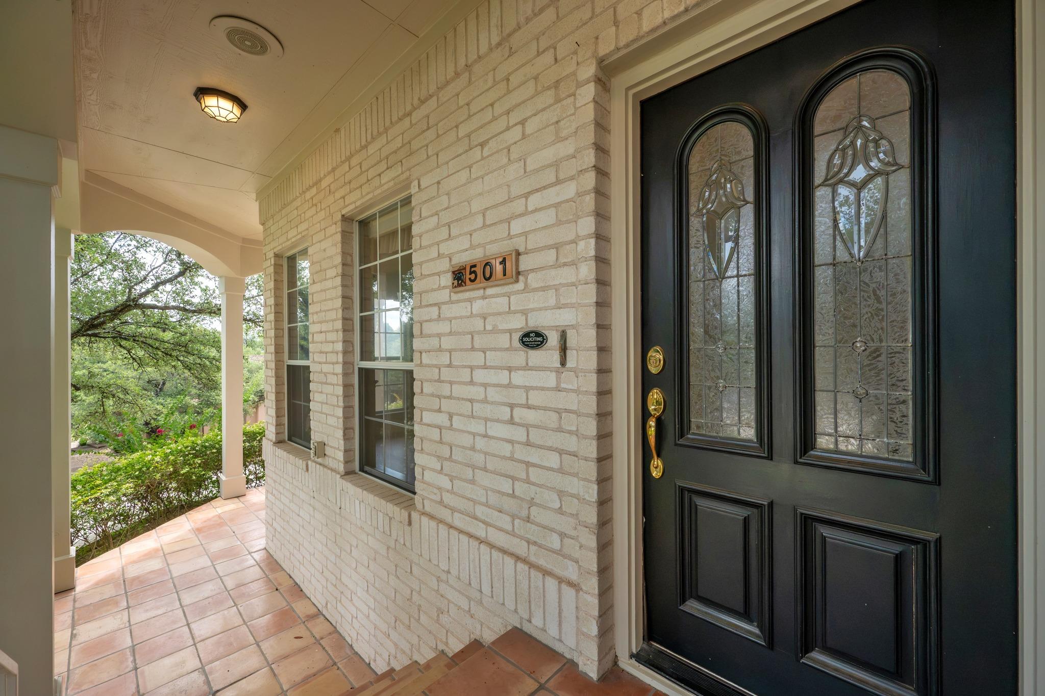 501 Rolling Green DR