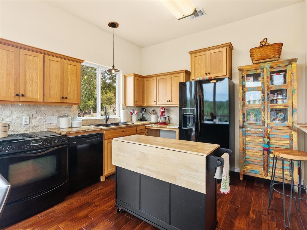15202 Dormax CIR