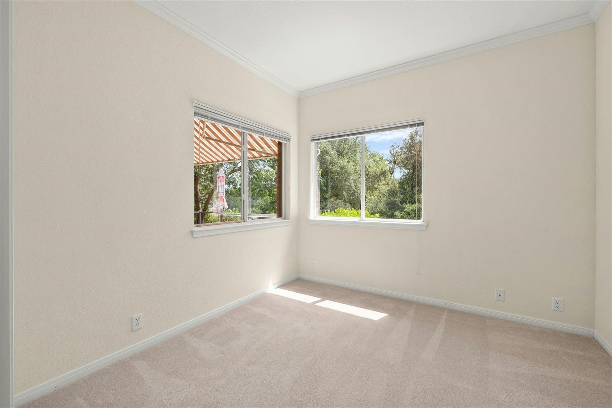 807 Palos Verdes DR