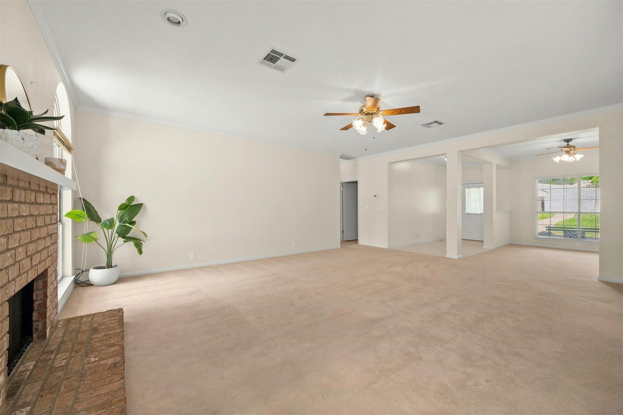 807 Palos Verdes DR