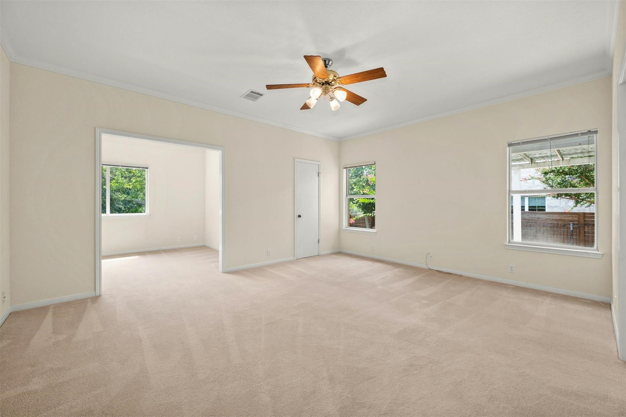 807 Palos Verdes DR