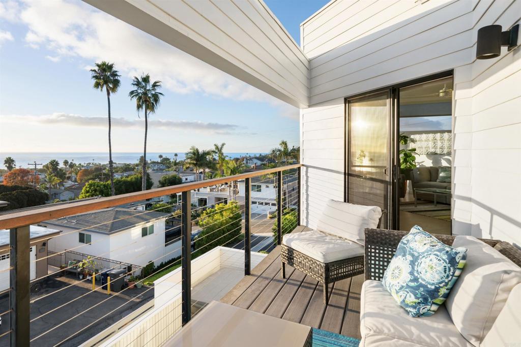 2112 Cambridge Avenue