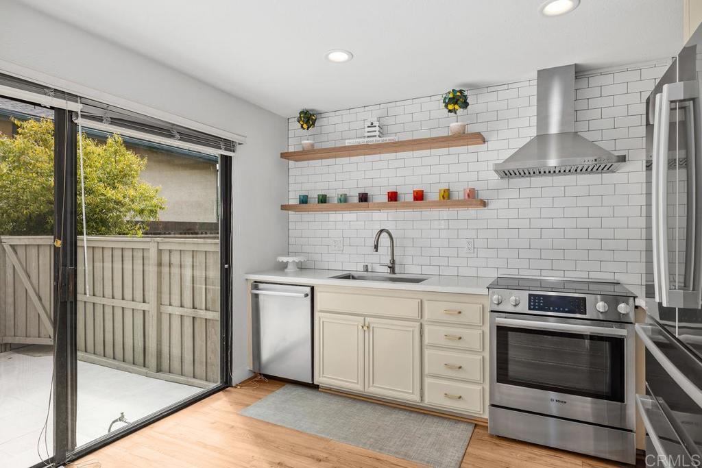 8256 CAMINITO MODENA