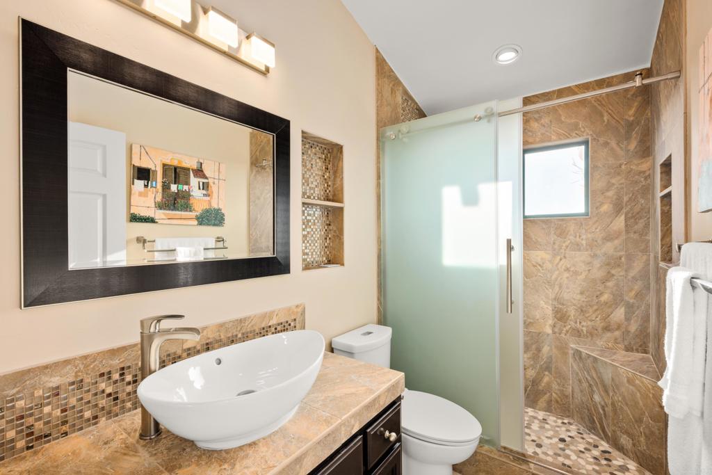 3351 Red Mountain Heights Drive