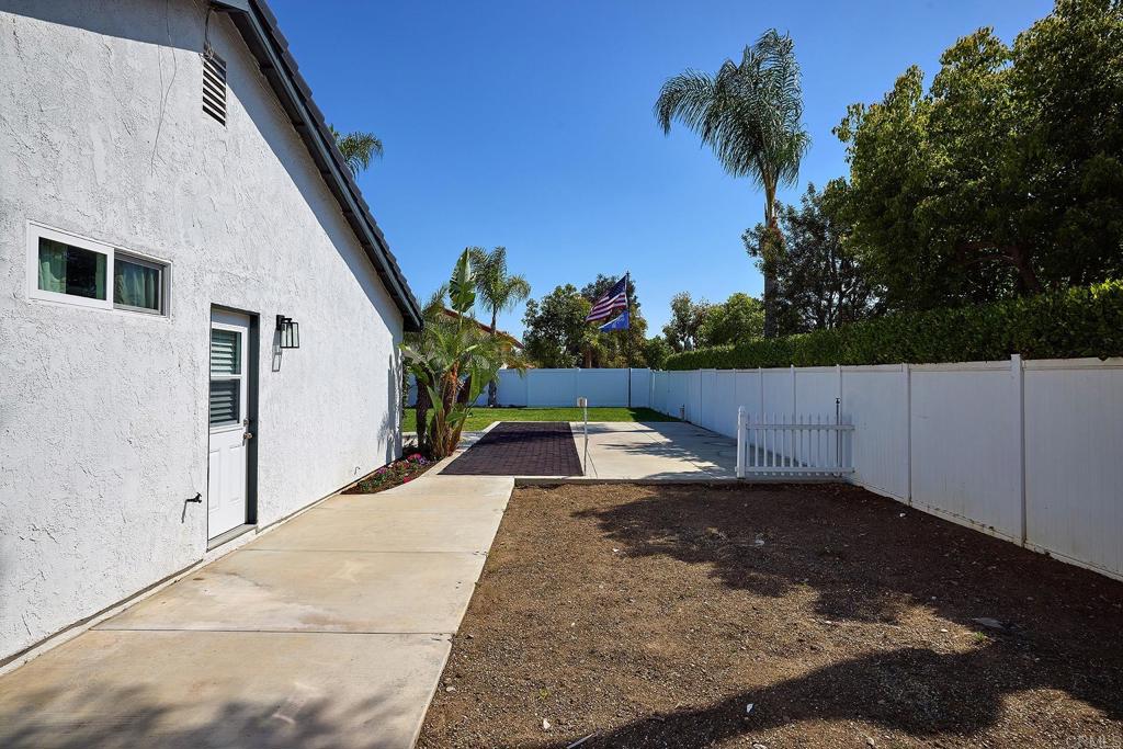 17942 Sun Knoll Drive