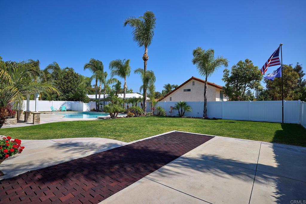 17942 Sun Knoll Drive