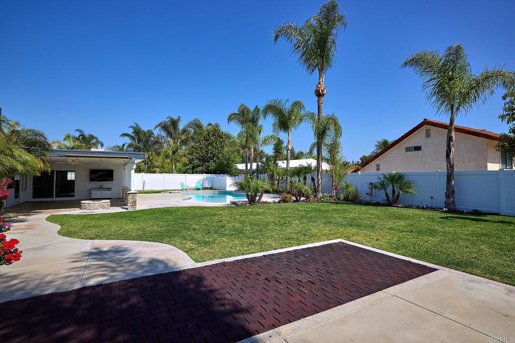 17942 Sun Knoll Drive