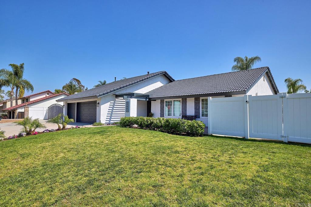 17942 Sun Knoll Drive