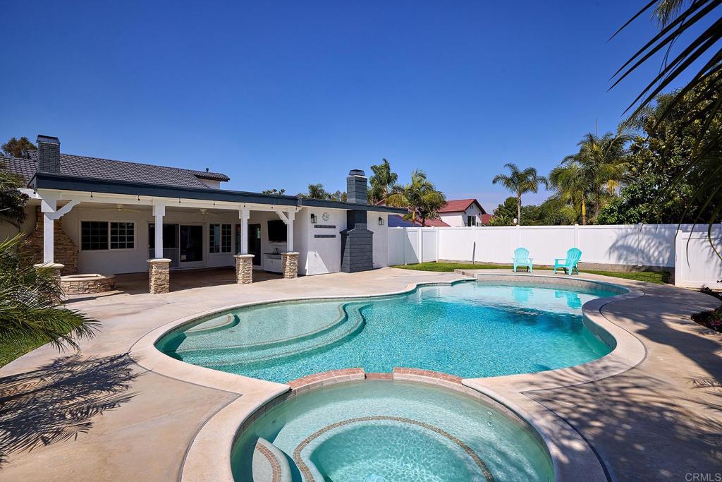 17942 Sun Knoll Drive