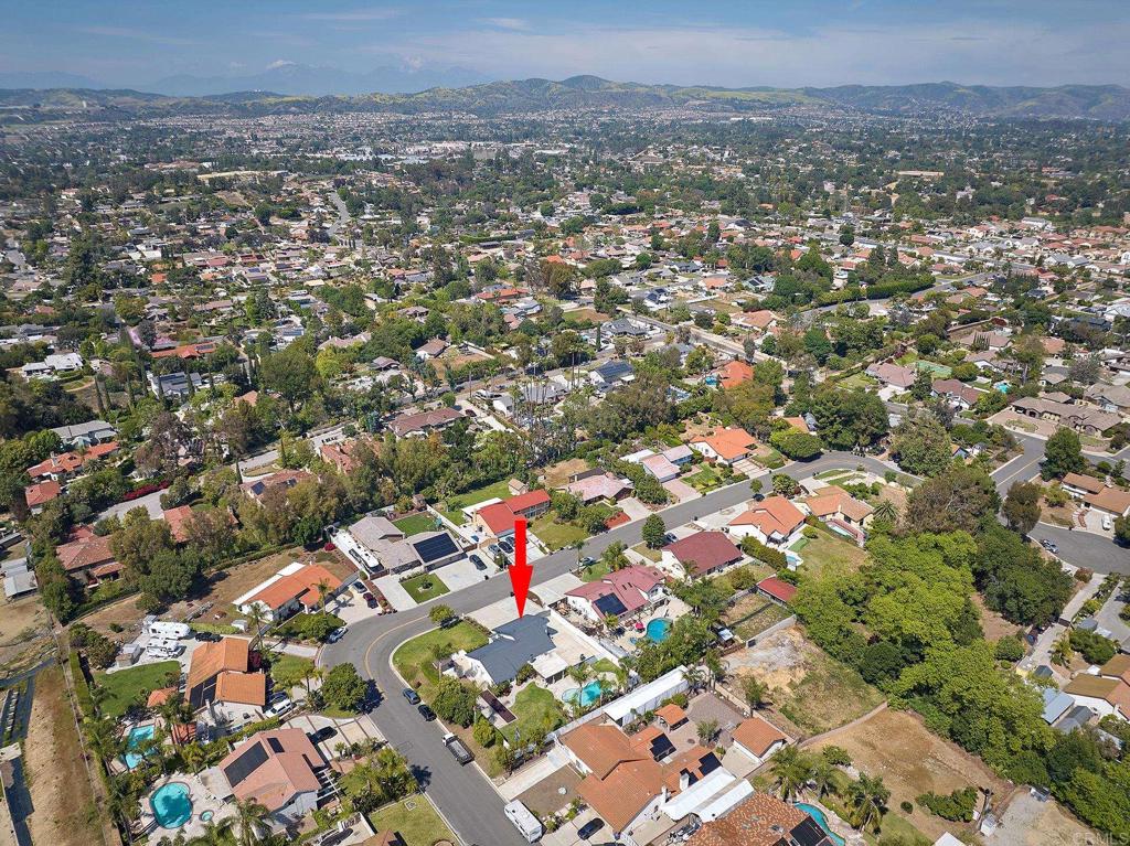 17942 Sun Knoll Drive