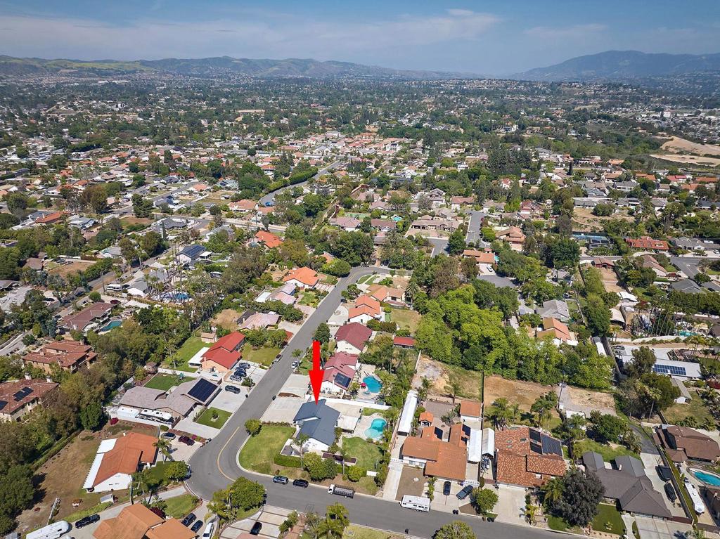 17942 Sun Knoll Drive