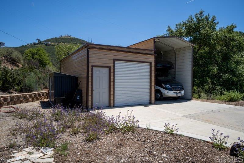 2021 Willow Glen Road