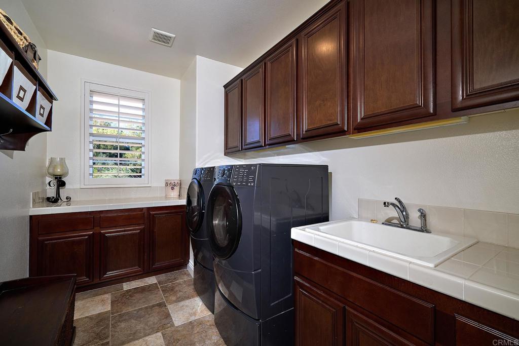 5617 Hidden Grove Way