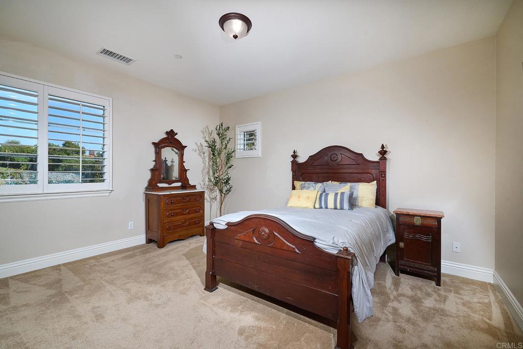 5617 Hidden Grove Way