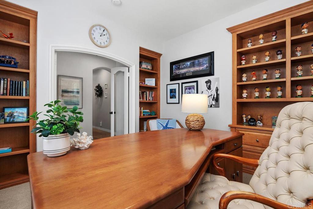 3239 AVENIDA LA CIMA