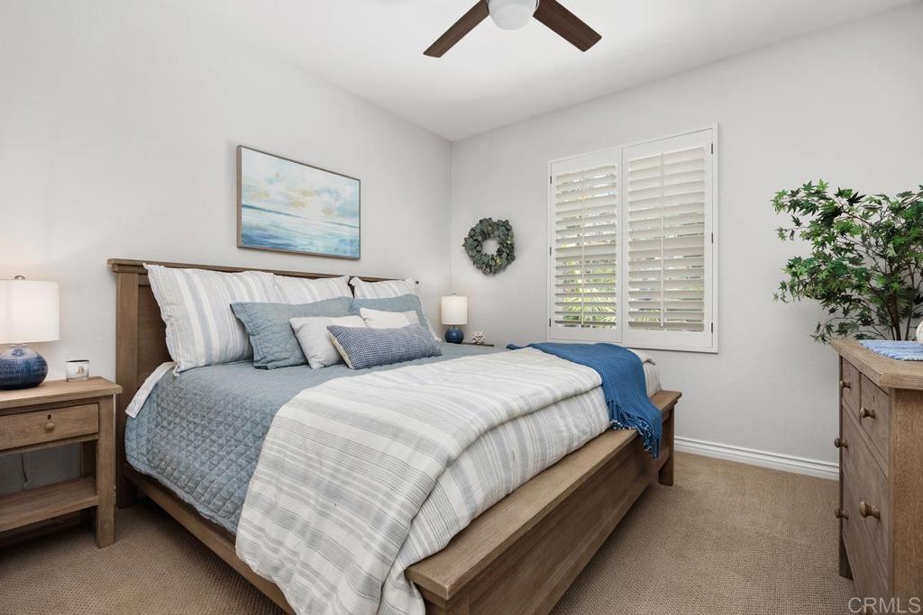 3239 AVENIDA LA CIMA