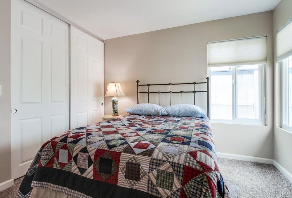 4867 Meadowbrook Drive