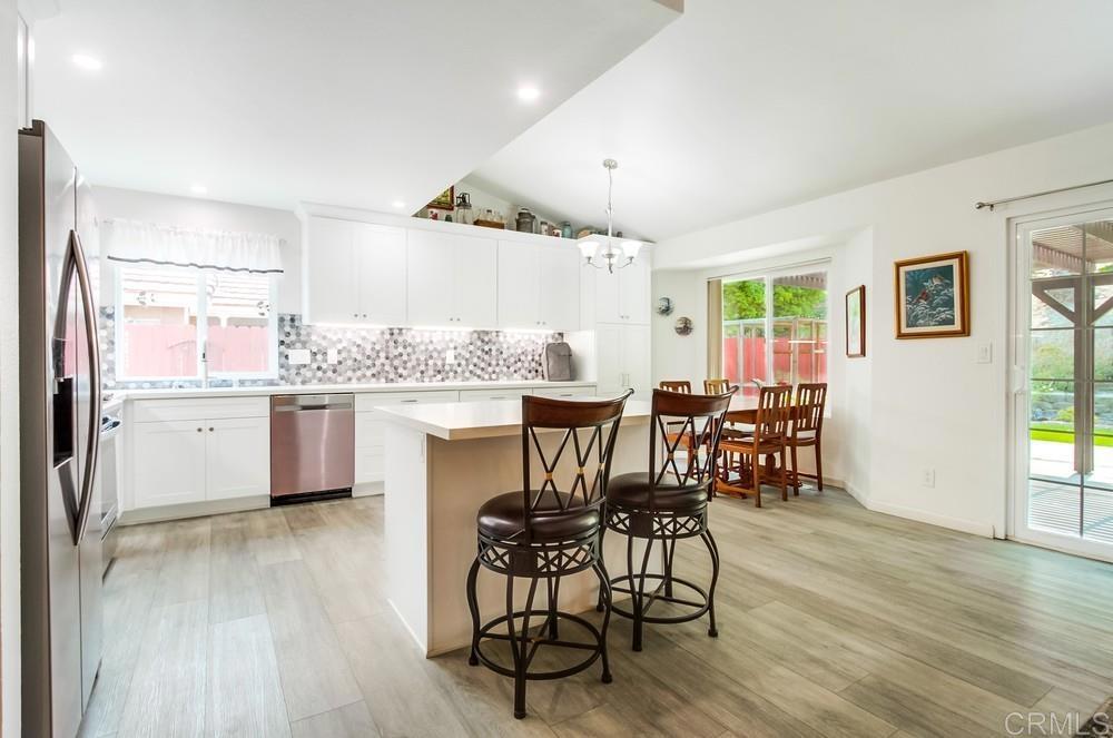 4867 Meadowbrook Drive