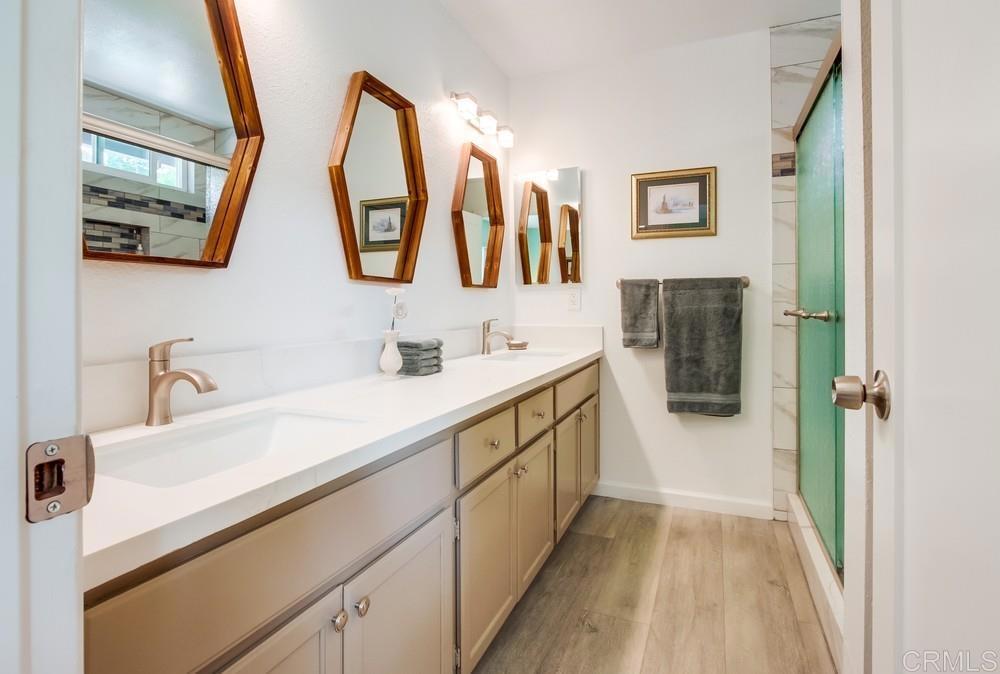 4867 Meadowbrook Drive