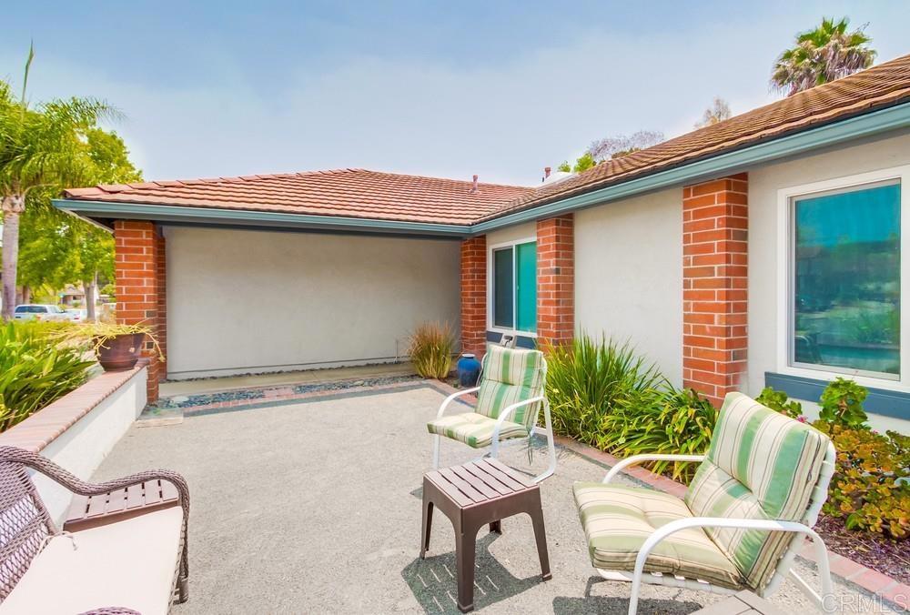 4867 Meadowbrook Drive