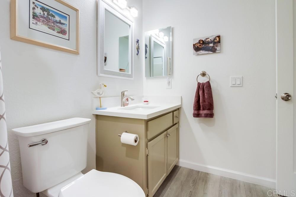 4867 Meadowbrook Drive