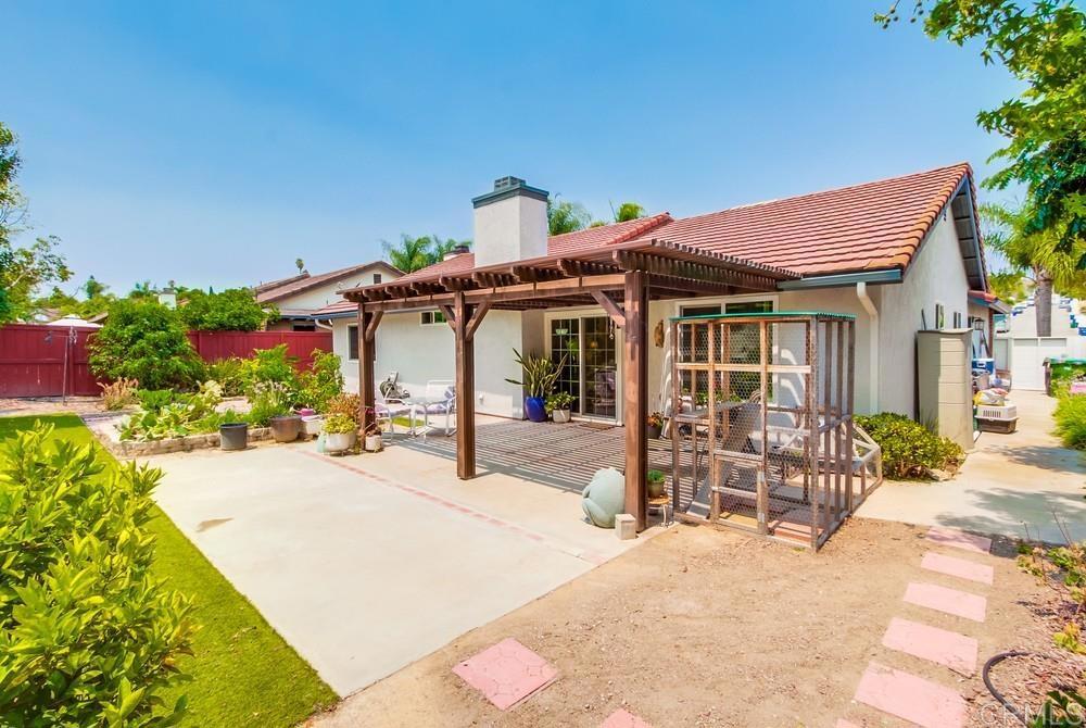 4867 Meadowbrook Drive