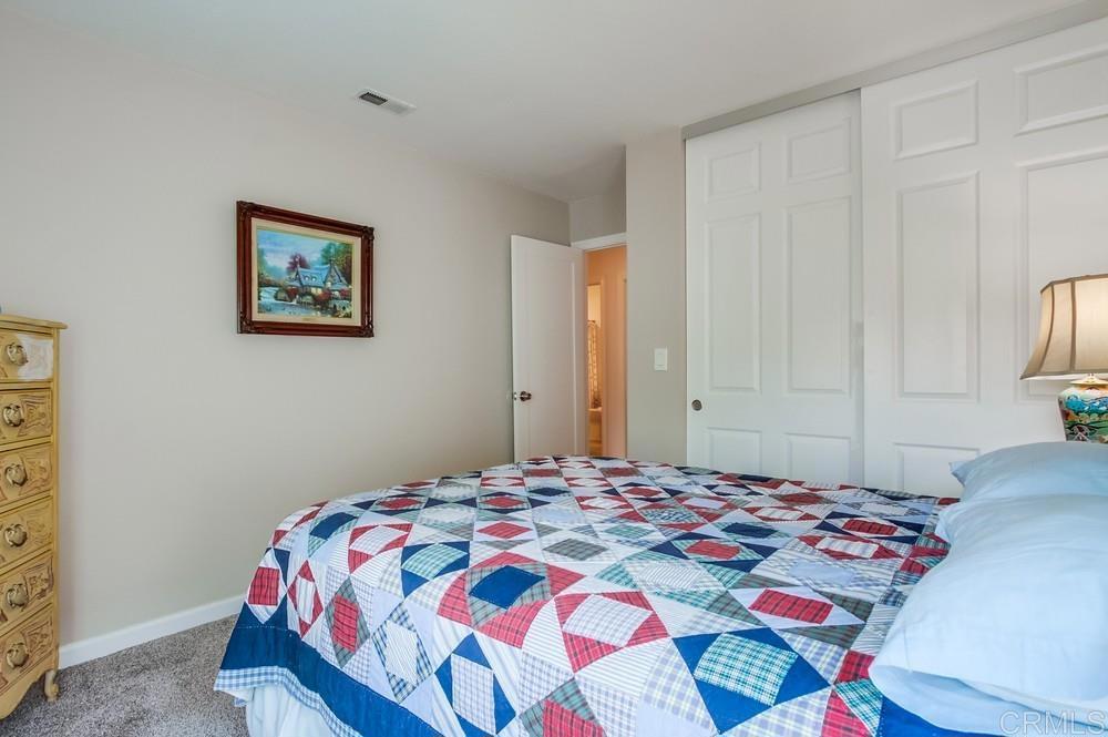 4867 Meadowbrook Drive