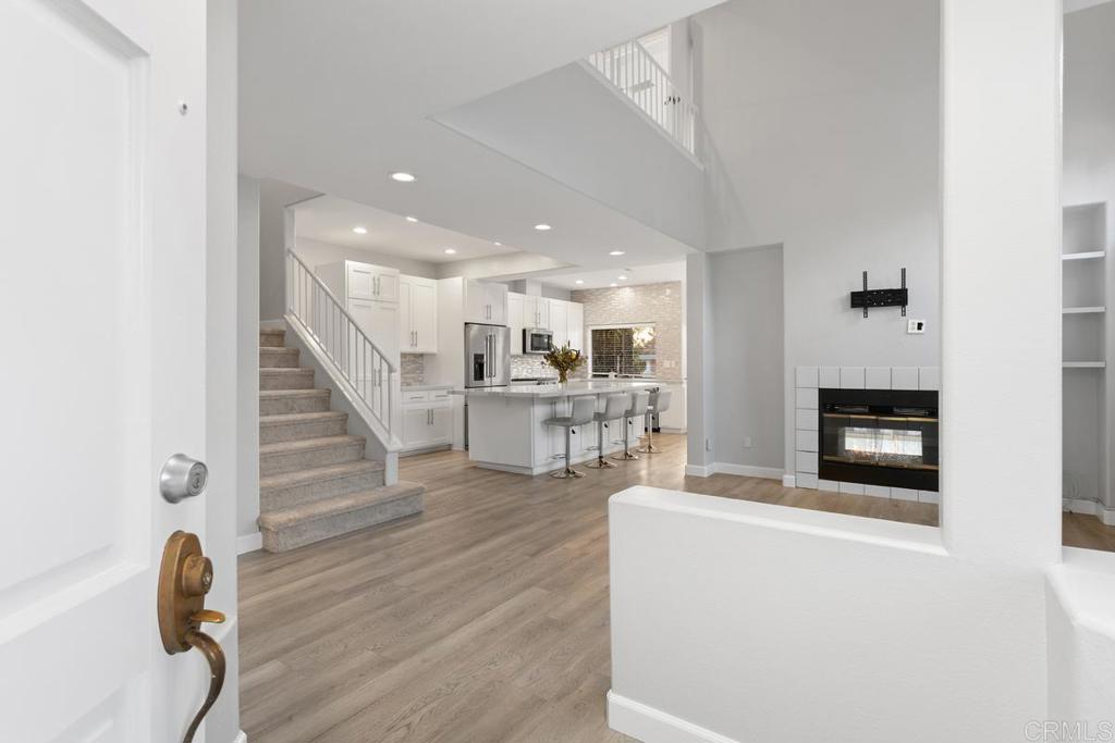 1512 Golfcrest Place